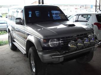 1995 Mitsubishi Pajero Pictures