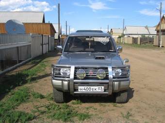 1995 Mitsubishi Pajero Photos