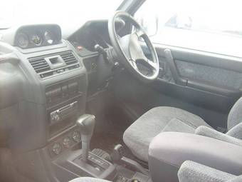 1995 Mitsubishi Pajero Wallpapers