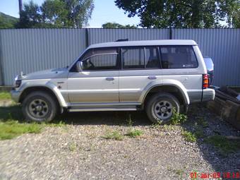 1995 Mitsubishi Pajero Photos