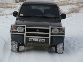 1995 Mitsubishi Pajero Pictures