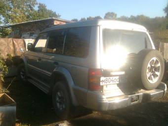 1995 Mitsubishi Pajero Pictures