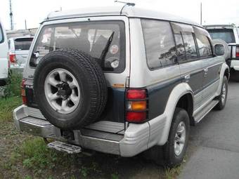 1995 Mitsubishi Pajero Photos