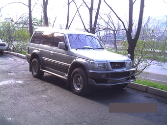 1996 Mitsubishi Pajero