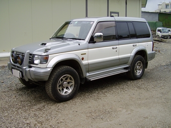 1996 Mitsubishi Pajero