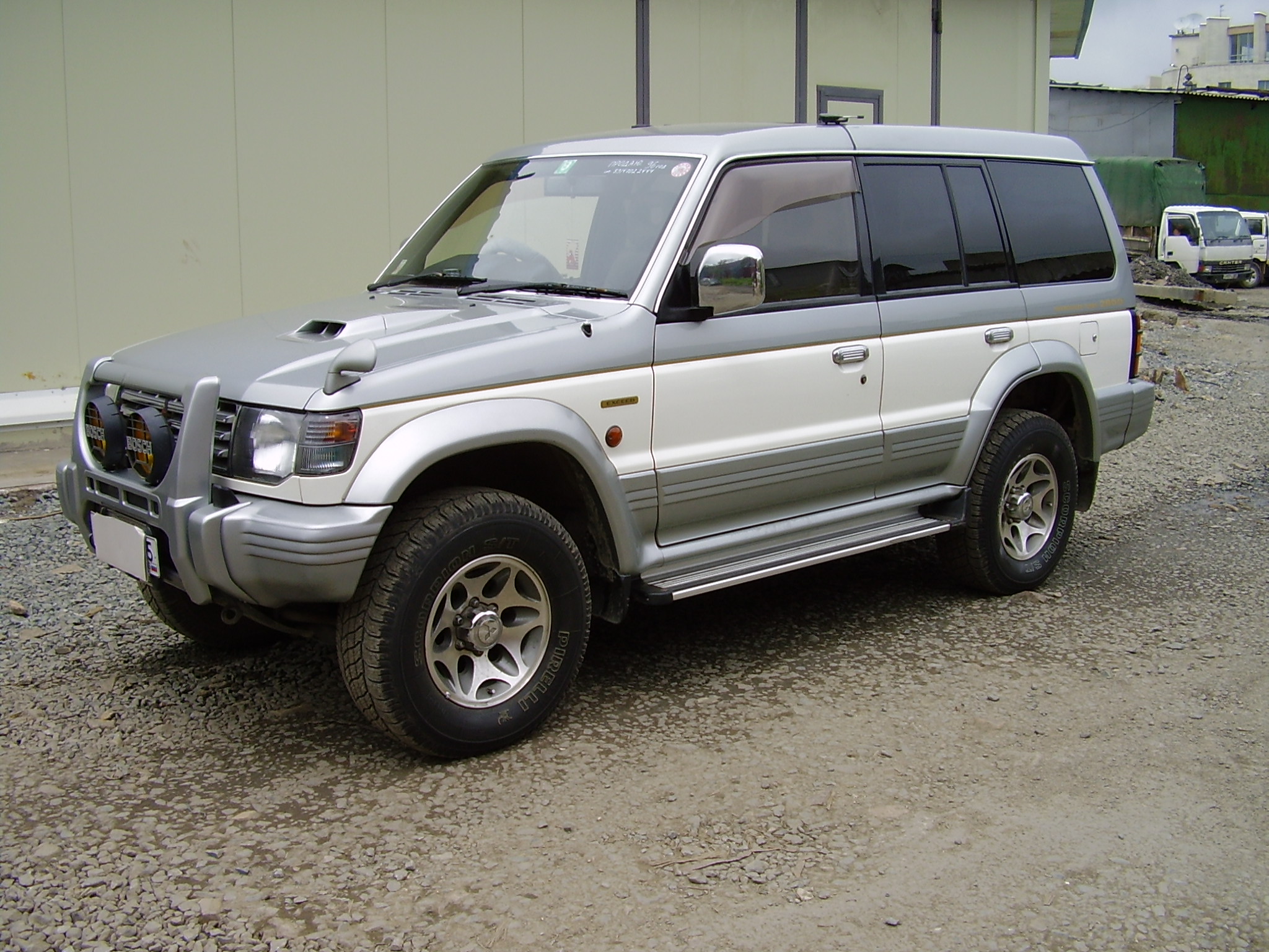 1996 Mitsubishi Pajero