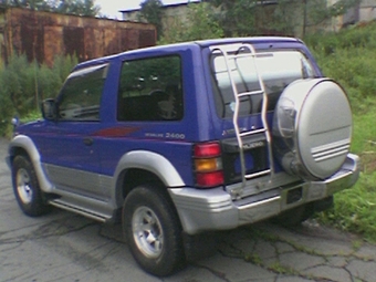 1996 Mitsubishi Pajero