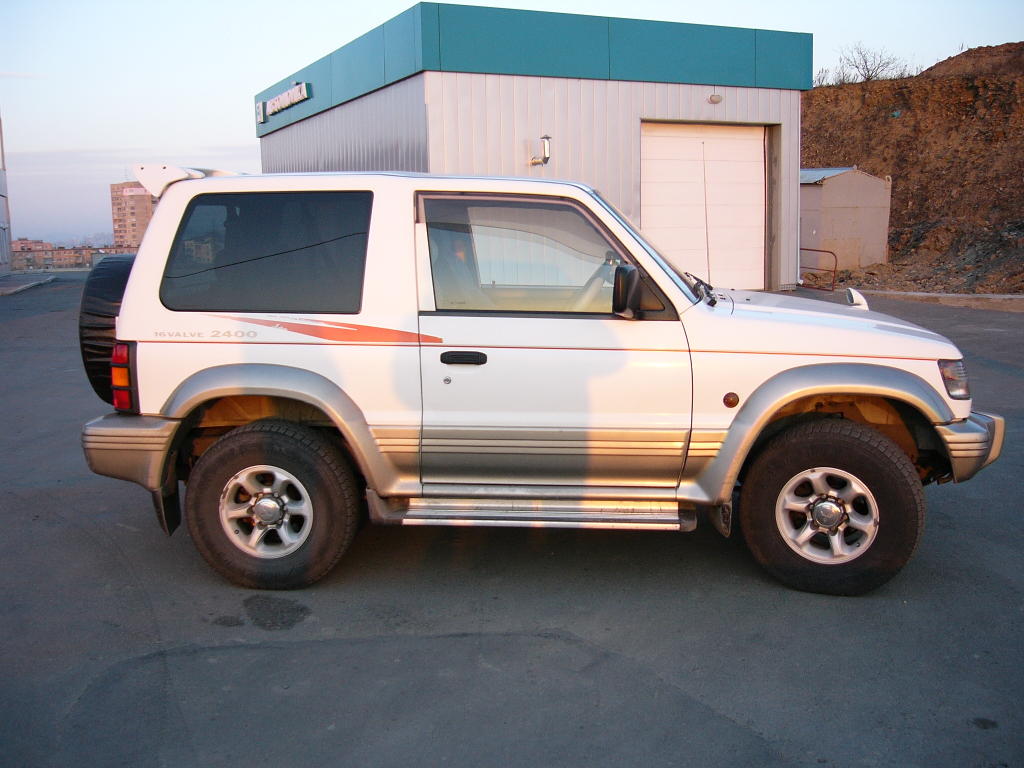 1996 Mitsubishi Pajero