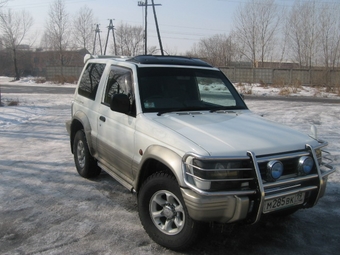 1996 Mitsubishi Pajero