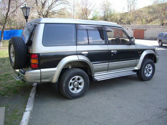 1996 Mitsubishi Pajero