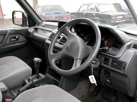 1996 Mitsubishi Pajero