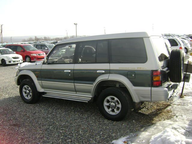 1996 Mitsubishi Pajero