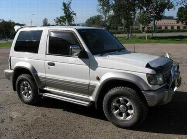 1996 Mitsubishi Pajero