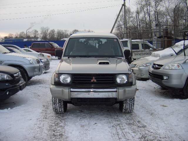 1996 Mitsubishi Pajero
