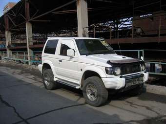 1996 Mitsubishi Pajero