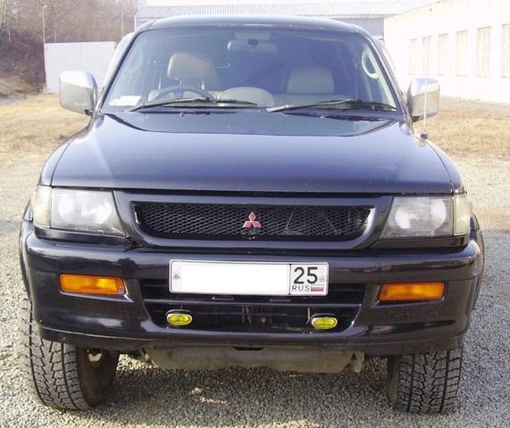 1996 Mitsubishi Pajero