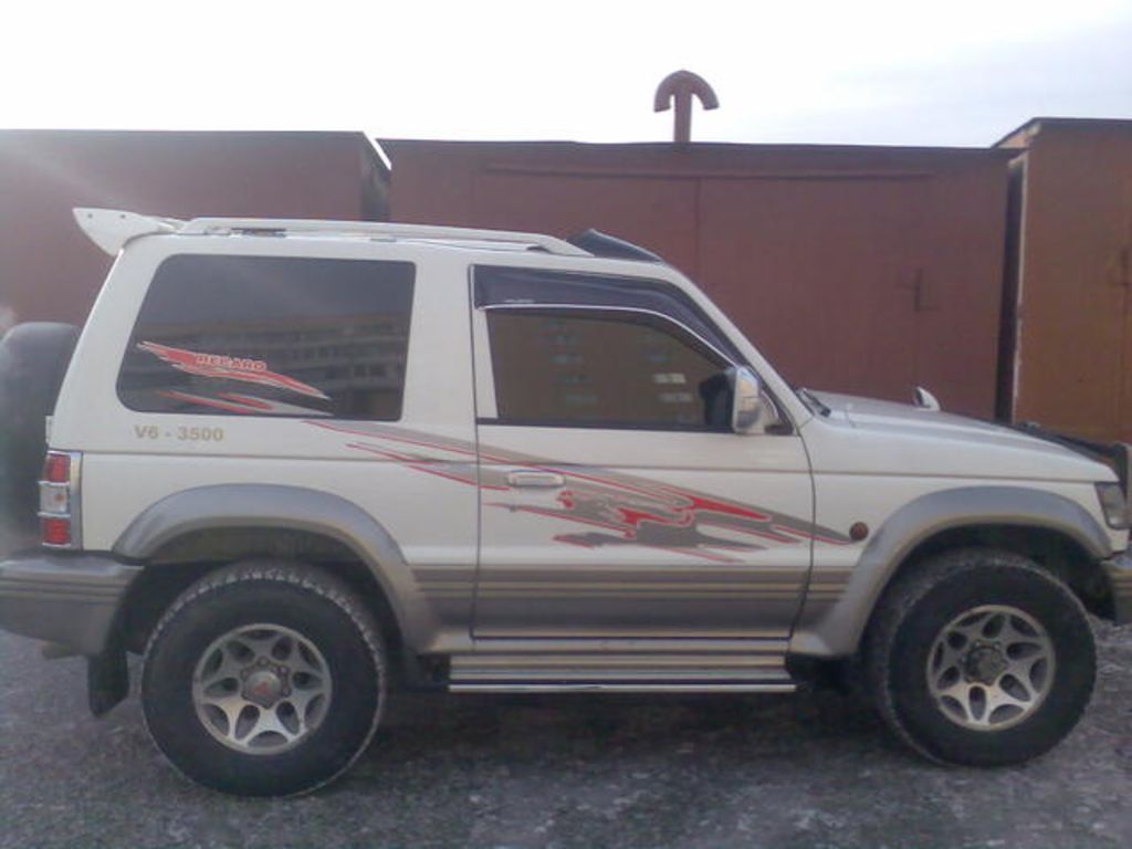 1996 Mitsubishi Pajero