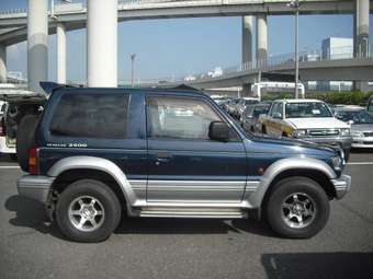 1996 Mitsubishi Pajero