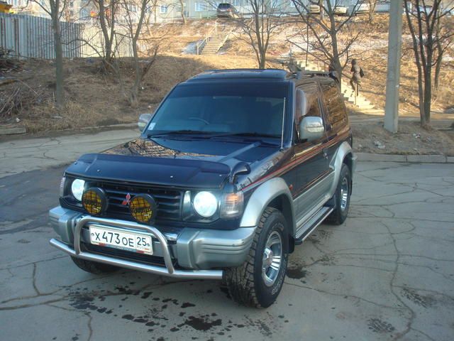 1996 Mitsubishi Pajero