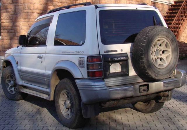 1996 Mitsubishi Pajero