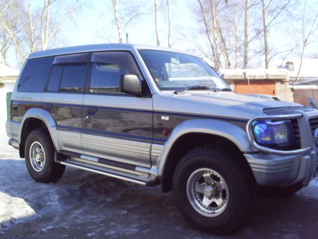 1996 Mitsubishi Pajero