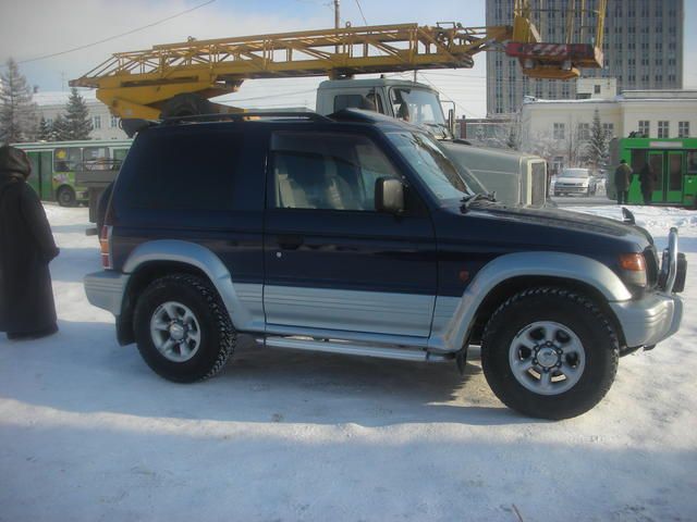 1996 Mitsubishi Pajero
