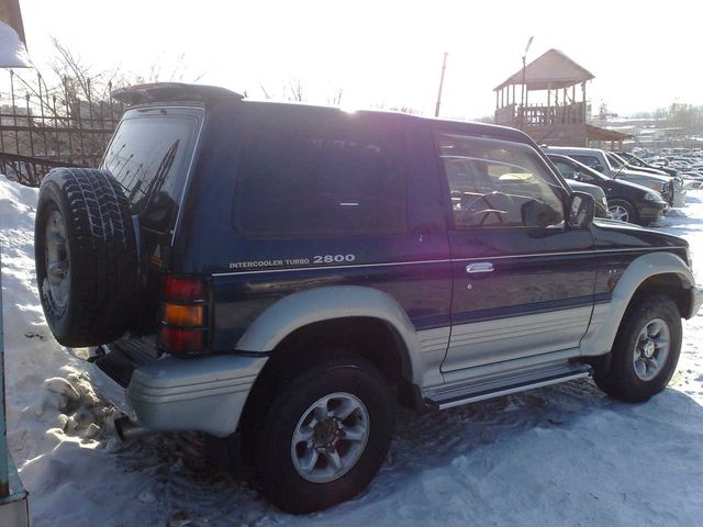 1996 Mitsubishi Pajero