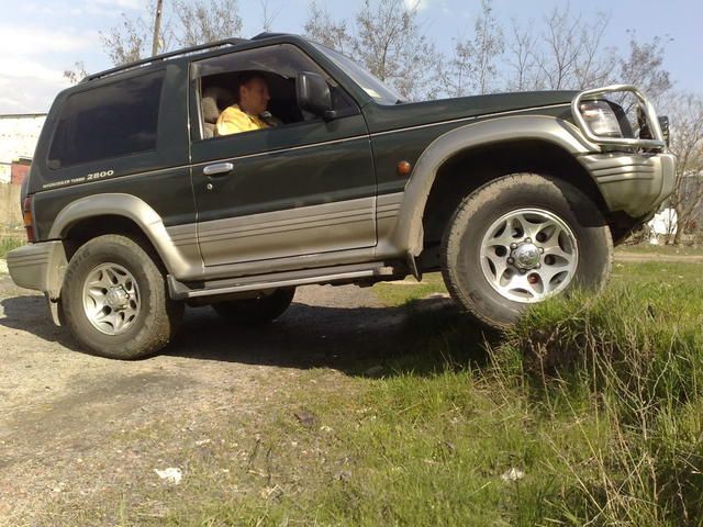 1996 Mitsubishi Pajero