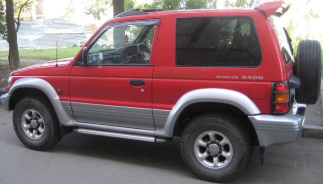 1996 Mitsubishi Pajero