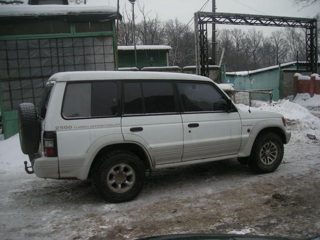 1996 Mitsubishi Pajero