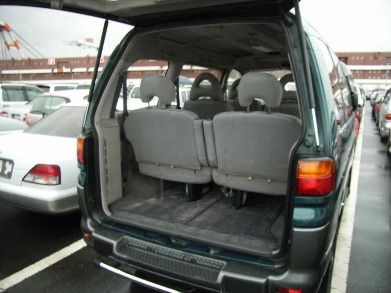 1996 Mitsubishi Pajero Photos