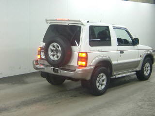 1996 Mitsubishi Pajero Pics