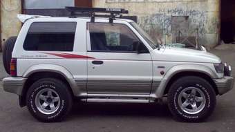 1996 Mitsubishi Pajero