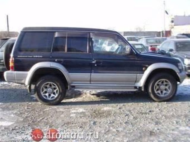 1996 Mitsubishi Pajero