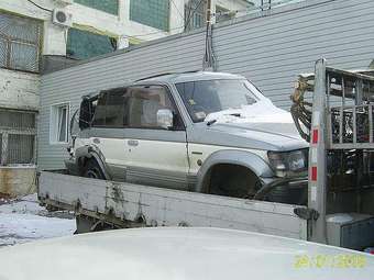 1996 Mitsubishi Pajero Pictures