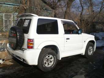 1996 Mitsubishi Pajero Images