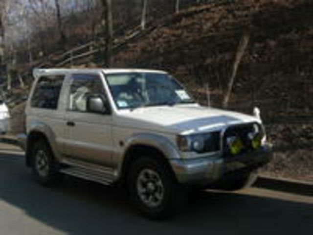 1996 Mitsubishi Pajero