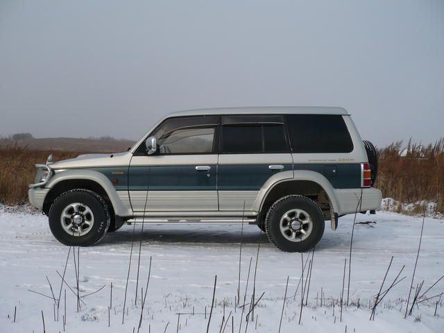 1996 Mitsubishi Pajero