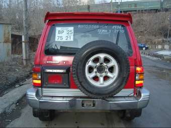 1996 Mitsubishi Pajero Images