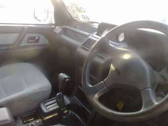 1996 Mitsubishi Pajero Pictures