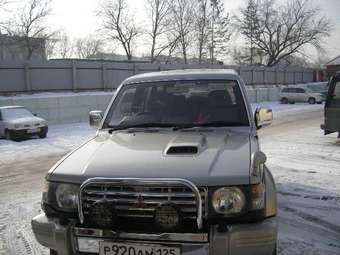 1996 Mitsubishi Pajero Photos
