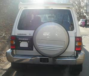1996 Mitsubishi Pajero Photos