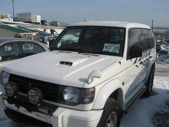 1996 Mitsubishi Pajero Wallpapers