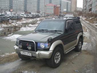 1996 Mitsubishi Pajero Wallpapers