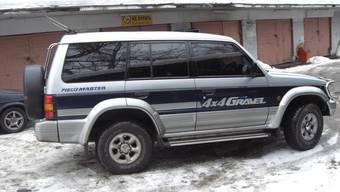 1996 Mitsubishi Pajero Pictures