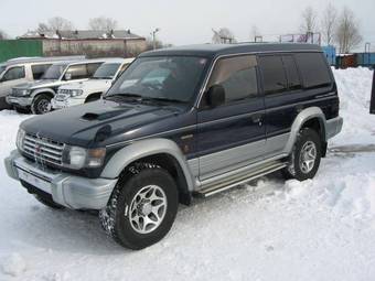 1996 Mitsubishi Pajero Wallpapers
