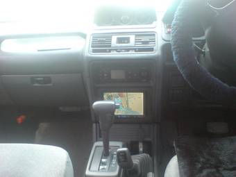 1996 Mitsubishi Pajero Photos