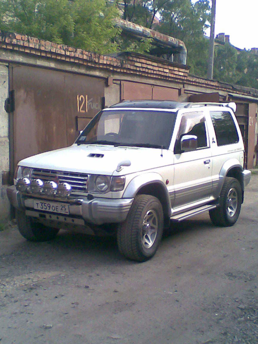 1996 Mitsubishi Pajero