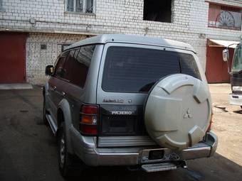 1996 Mitsubishi Pajero Photos