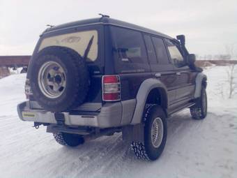 1996 Mitsubishi Pajero Photos